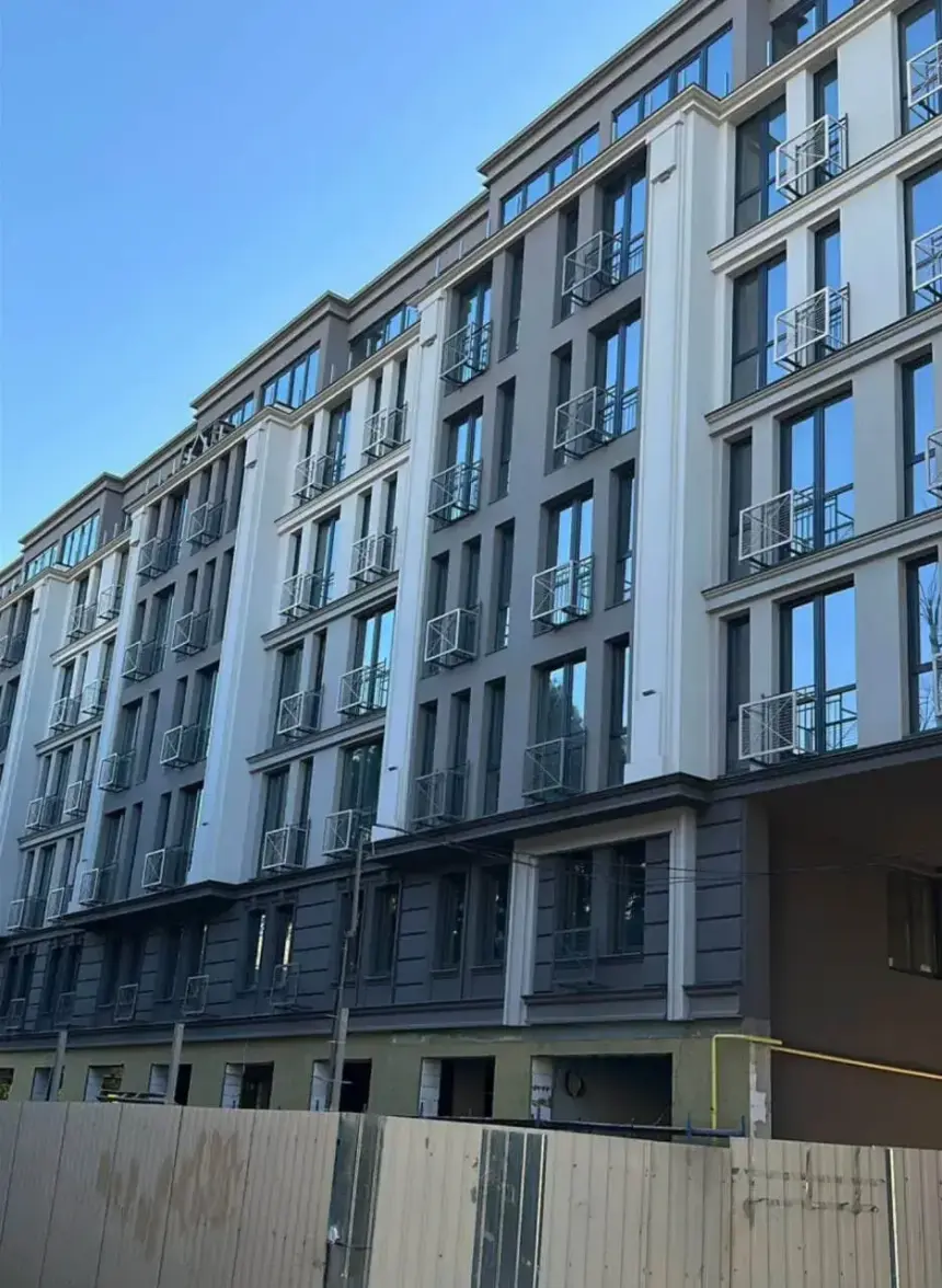 Прибутковий будинок Salve — зведена будівля, липень 2024 року