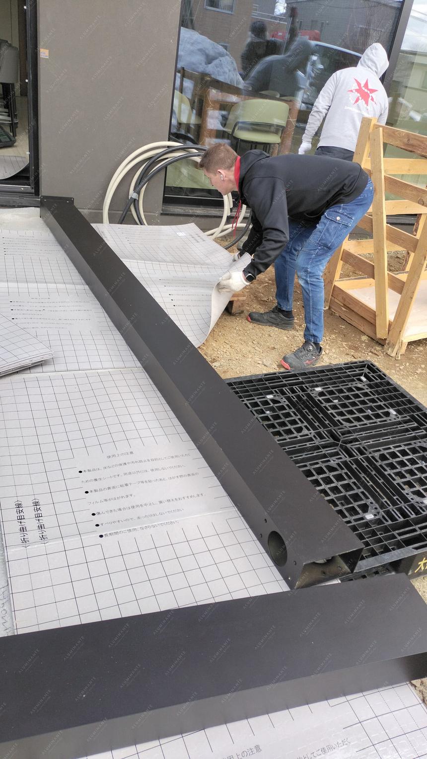 Wall-mounted louvered pivot-sliding pergola in two modules, photo 29