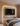 optimisation espace chambre appartement Paris avec éclairage indirect et agencement mural