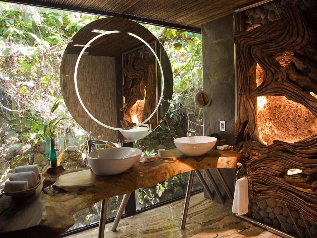 Villa Grande de Luna de Miel, el tocador, abierto a la selva, Hotel Makanda, Manuel Antonio