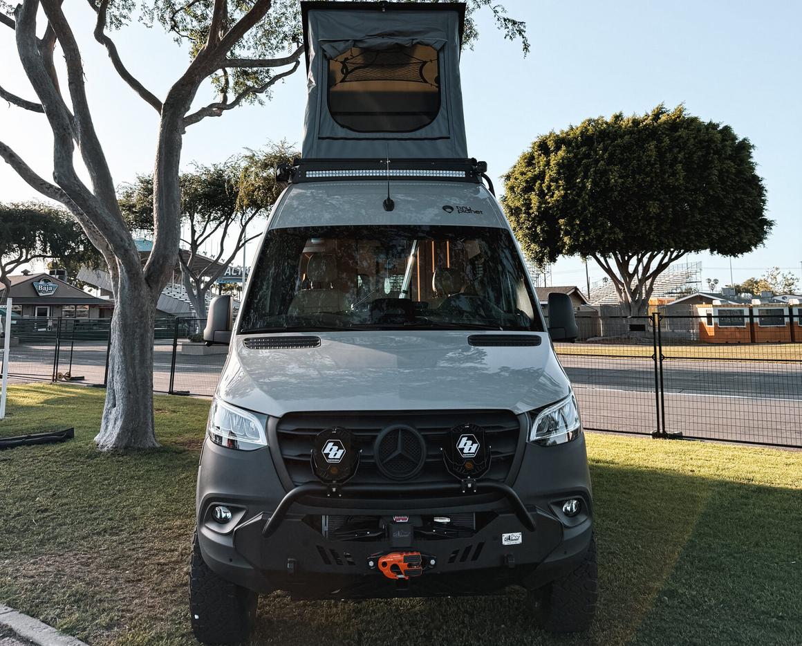 Expedition roof rack