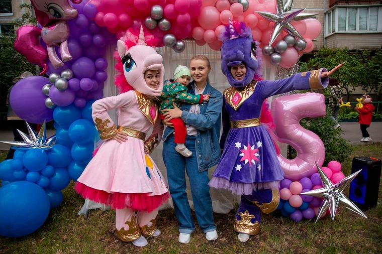 Аніматори Emoji на дитячому святі в Києві — фото 17