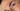 Trucco permanente sopracciglia con effetto pixel per uno sguardo definito e armonioso.