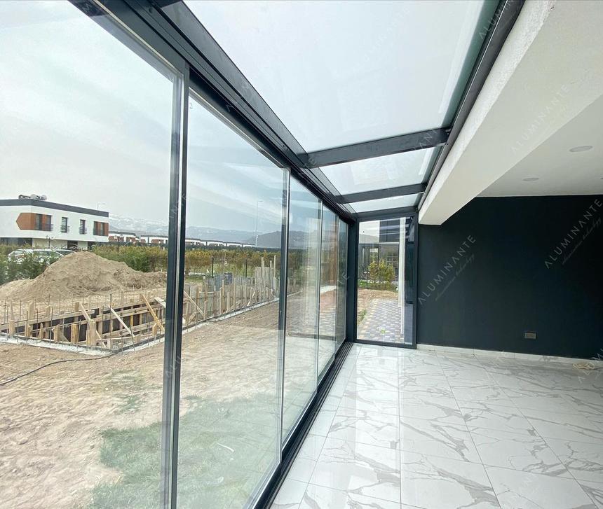 PRADA glass roof terrace 6&nbsp;×&nbsp;4 m with ORIZZONTE THERMO walls, photo 1