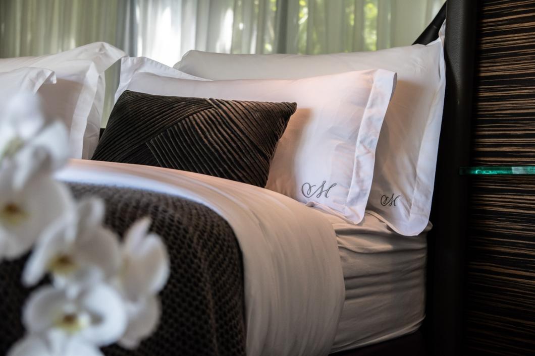 WOW Loft, pillows, freshly turned, Hotel Makanda, Manuel Antonio