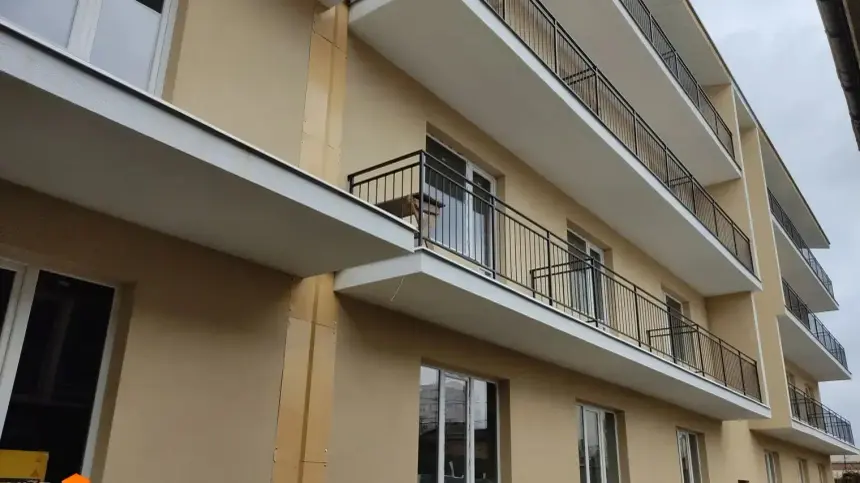 ЖК Будинок на Степовій — збудований фасад і відкриті балкони