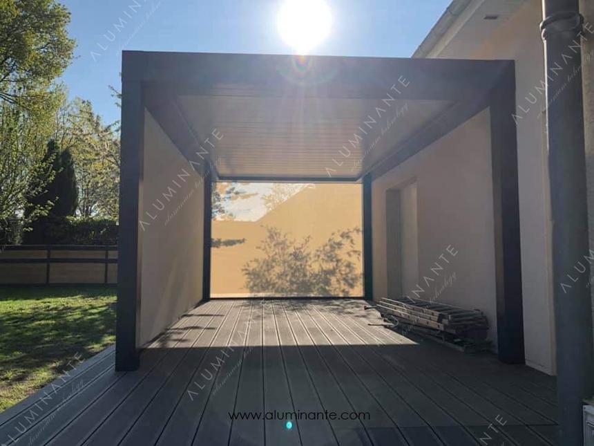 Wall-mounted louvered pergola 3&nbsp;×&nbsp;4 m with VITO ZIP screens, photo 3