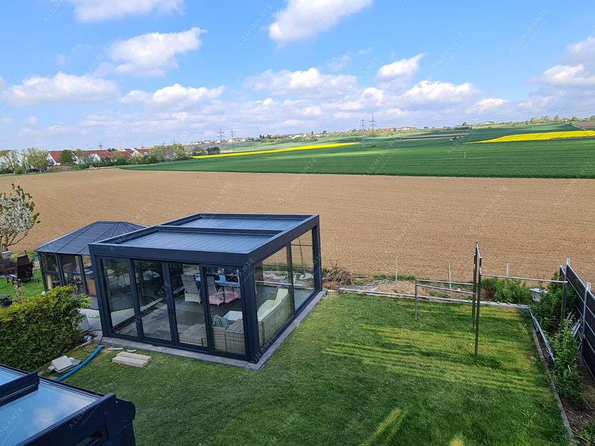 Glass gazebo: two ACURA Q25 pergolas 6&nbsp;×&nbsp;6 m with AGIO lift-and-slide doors, photo 1