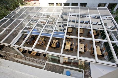 Restaurant with a panoramic SKYTECH automatic glass roof