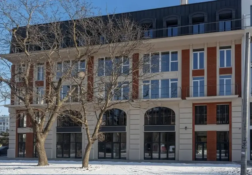 ЖК RUE MÉNARS — архітектура будинку у французькому стилі