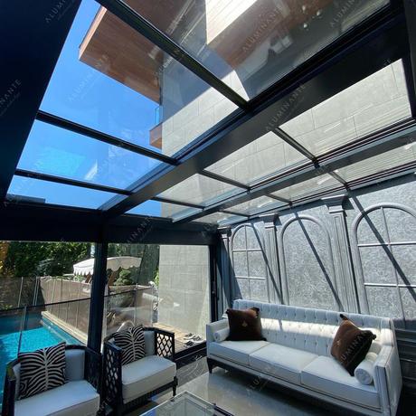House loggia with SKYTECH automatic glass roof