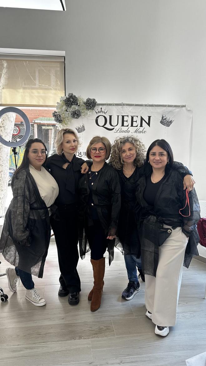 Alumnas de la academia Queen