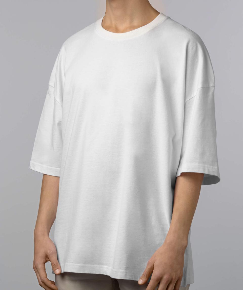 White oversized T-shirt sewn by Inside Tech