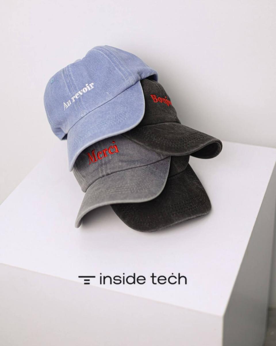 Кепки с вышивкой, произведённые Inside Tech