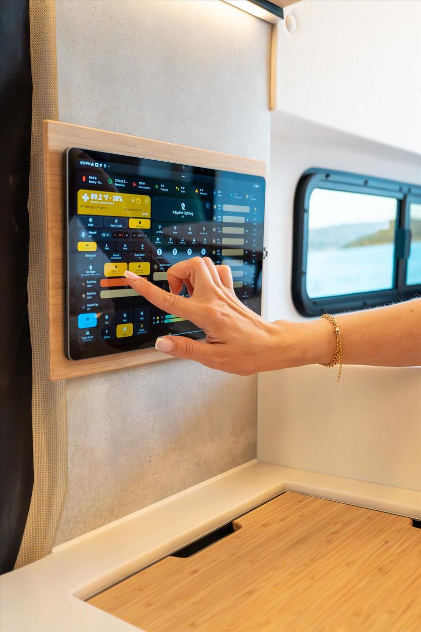 Smart control on an 11″ tablet