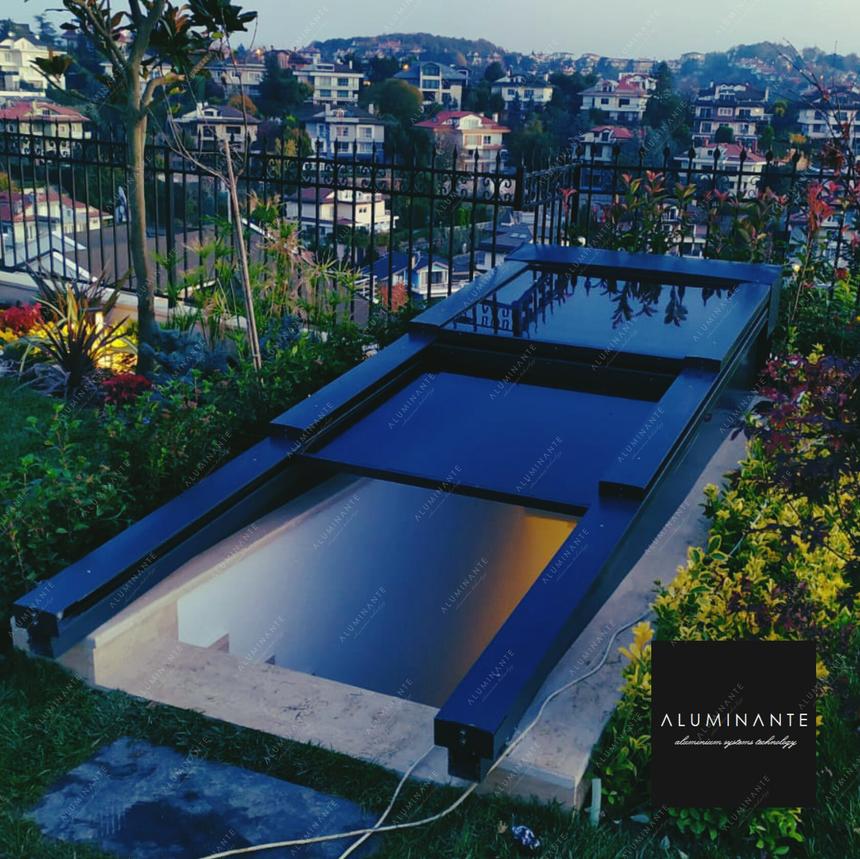 SKYTECH opening glass skylight 4&nbsp;×&nbsp;1.5 m in a garden, photo 2